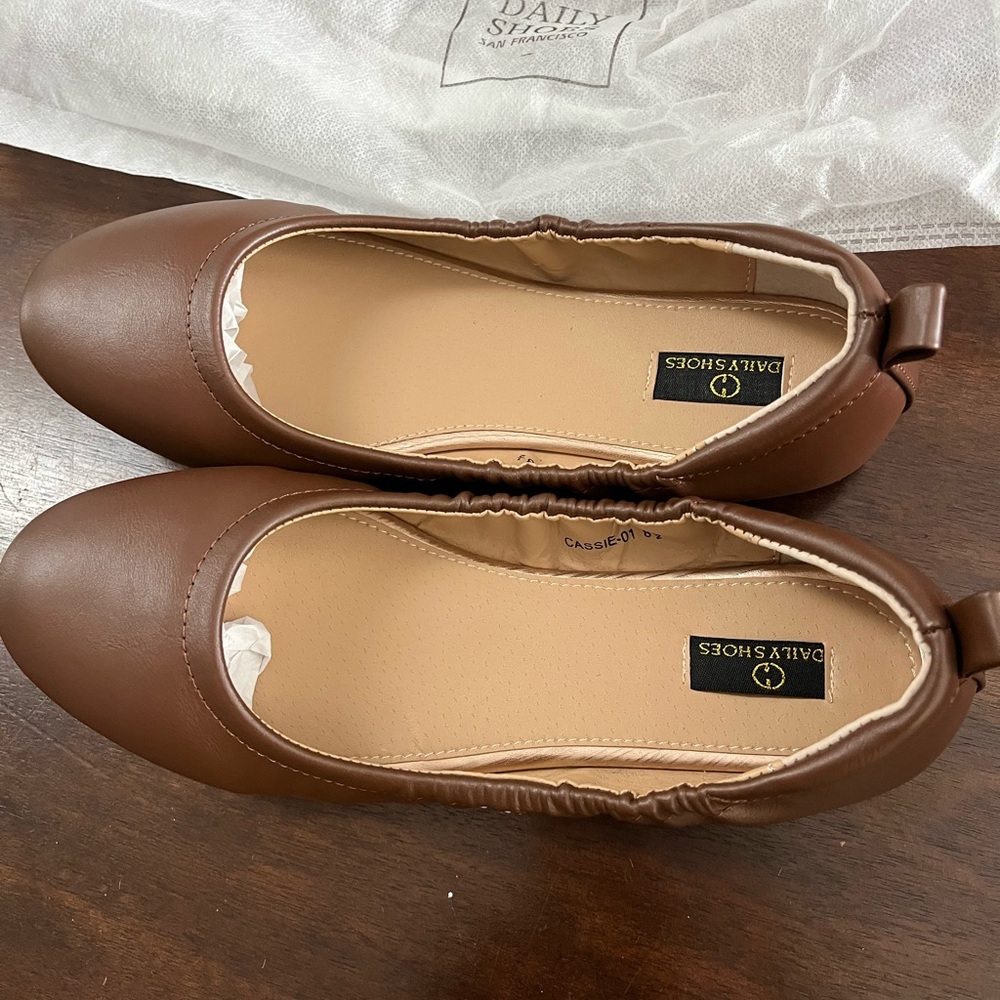 Daily Shoes Taupe Cassie Style